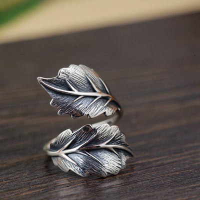 Anillo de Plata 925 con Diseño de Hoja