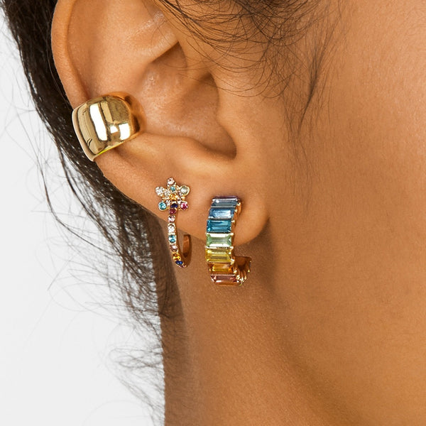 Aretes en Forma de C con Cristales Multicolores