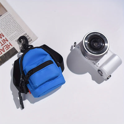 Mochila Crossbody Compacta Unisex con Correa Ajustable y Organizador de Accesorios - Image 8