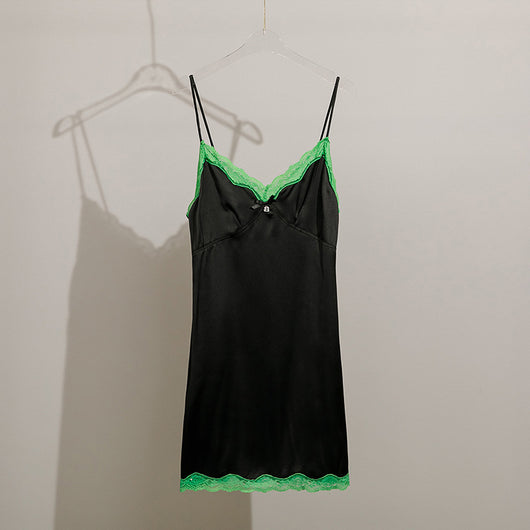 Vestido Deslizante con Patchwork de Encaje - Image 4