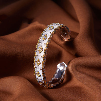 Pulsera de Diamantes con Baño de Oro y Plata