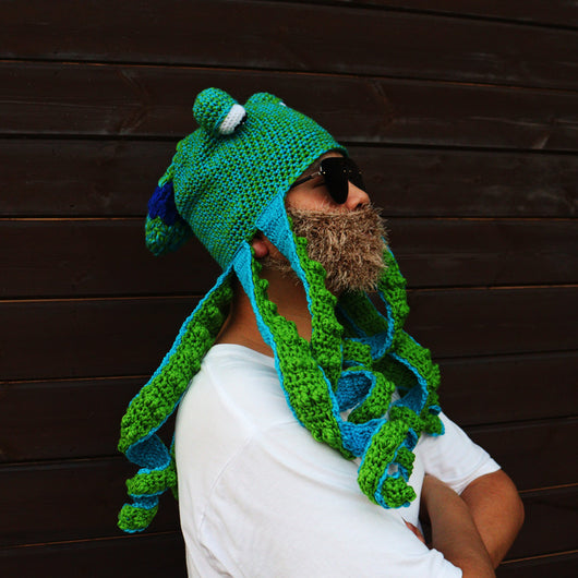 Gorro Pulpo de Lana Tejida con Barba Integrada - Image 6