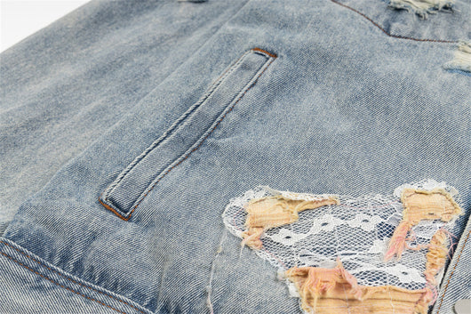 Chaqueta Denim con Costuras de Encaje y Detalles Rotos - Image 10