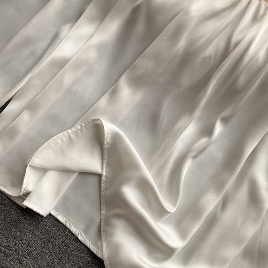 Blusa Elegante Plisada con Malla Transparente y Detalles Perlados - Image 23