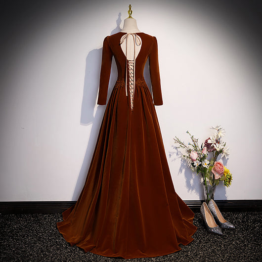 Vestido Largo de Terciopelo para Anfitriona - Manga Larga Invierno - Image 2
