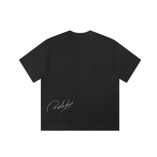Camiseta Casual Personalizada con Firma y Letras Estampadas - Image 2