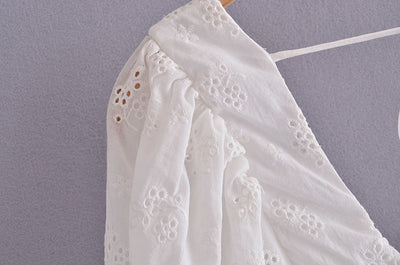 Blusa con Encaje Bordado, Moño y Mangas Abullonadas - Image 21