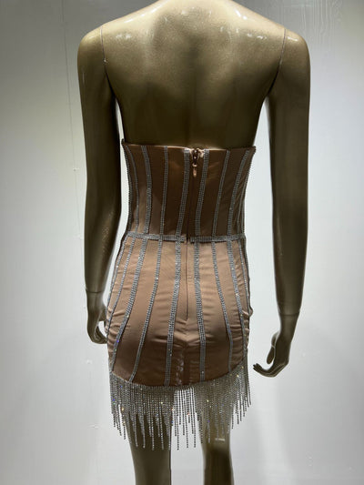 Vestido de Moda sin Cuello con Flecos Diamantados - Image 13