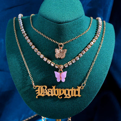 Collar Mariposa de Resina y Metal con Iniciales Personalizadas Multicapa