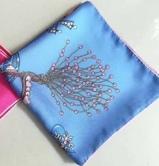 Pañuelo de Seda Estampado Fucsia - Image 20