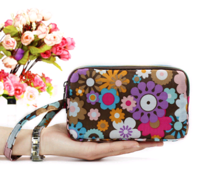 Billetera Táctil para Mujer con Tres Compartimentos y Bolsillo para Celular - Image 12