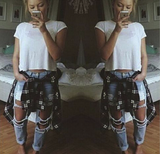 Jeans Rectos con Roturas de Moda