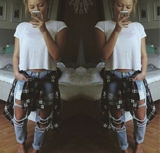 Jeans Rectos con Roturas de Moda
