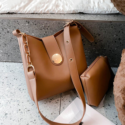 Set de 2 Bolsos de Cuero Genuino para Mujer - Bolso Tipo Bucket y Mensajero - Image 24