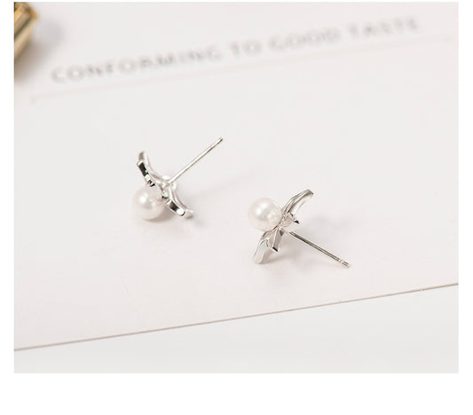 Aretes de Flor con Perlas Hipoalergénicos Blanco Fungus - Image 2