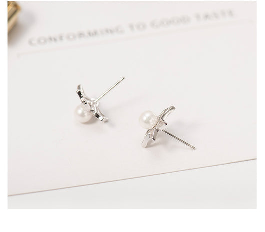 Aretes de Flor con Perlas Hipoalergénicos Blanco Fungus - Image 2