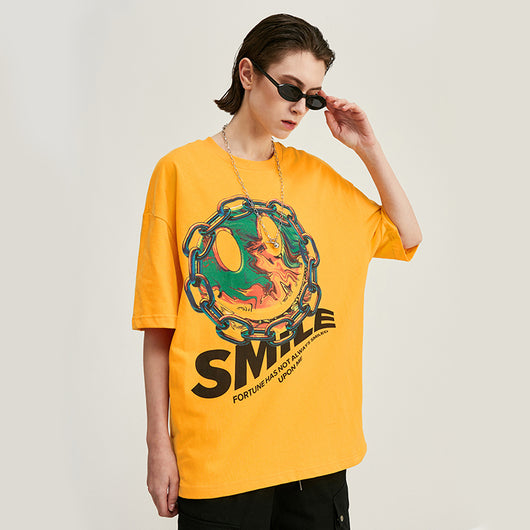 Playera de Manga Corta con Estampado Smiley para Hombre - Image 4