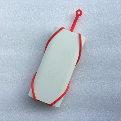 Funda Universal de Silicona para Celular con Cordón de Seguridad - Image 35