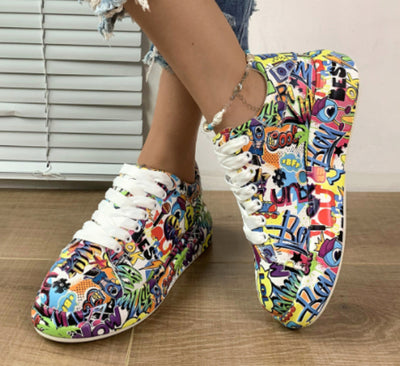 Tenis Deportivos para Mujer con Diseño Graffiti - Estilo Casual Moderno - Image 6