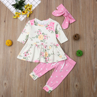 Conjunto de Tres Piezas con Lunares
