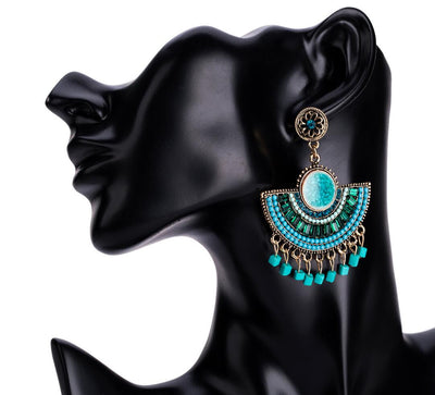 Aretes Bohemios Elegantes con Borlas y Cuentas - Image 5