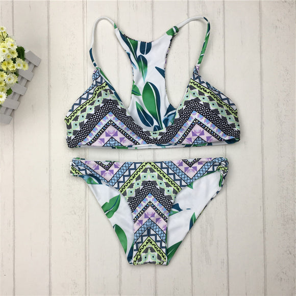 Bikini Brasileño Verde Reversible para Mujer - Traje de Baño Halter Doble Estampado