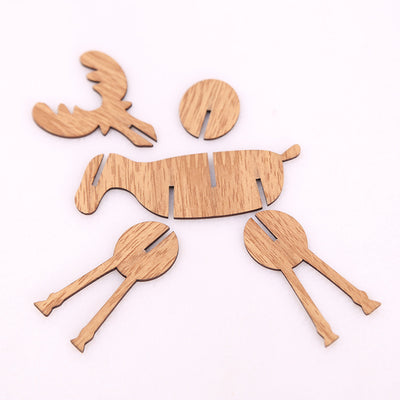 Adornos Navideños de Reno en Madera Artesanal - Image 5