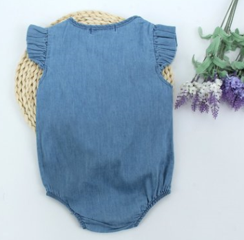 Pelele de Bebé con Mangas Volantes en Denim