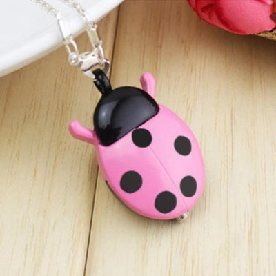 Reloj de Bolsillo Escarabajo Caricatura con Cadena Colgante