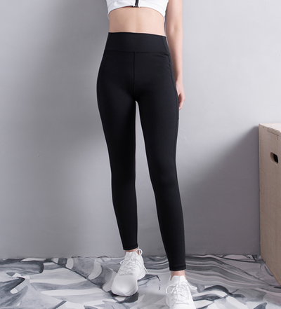 Pantalones deportivos con bolsillos funcionales - Image 8