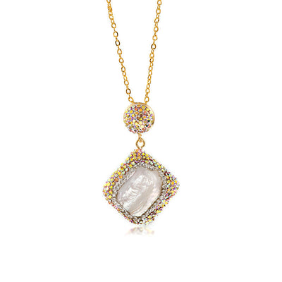 Juego de Tres Piezas: Collar, Aretes y Anillo de Diseño Exclusivo - Image 5