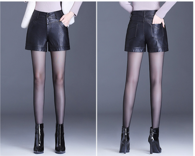 Shorts de Cuero Negro Talle Alto Pierna Ancha - Image 2