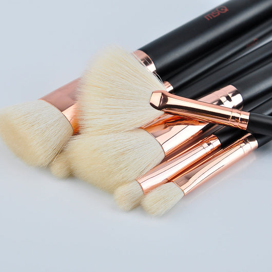 Brocha de Maquillaje Oro Rosa - Image 3