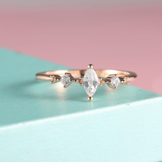 Anillo de Diamante Ojo de Caballo Chapado en Oro Rosado para Mujer
