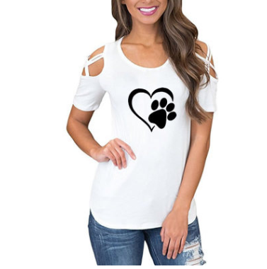 Playera Cuello Redondo con Estampado de Corazones - Image 14