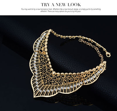 Conjunto de Collar y Aretes Estilo Salvaje en Aleación - Image 5