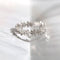 Anillo de Plata Hueco con Flor Delicada