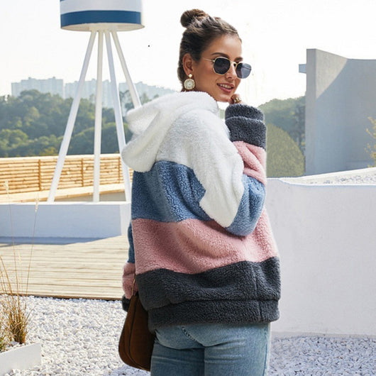 Sudadera Hoodie de Mujer con Pespuntes y Forro Polar - Image 3