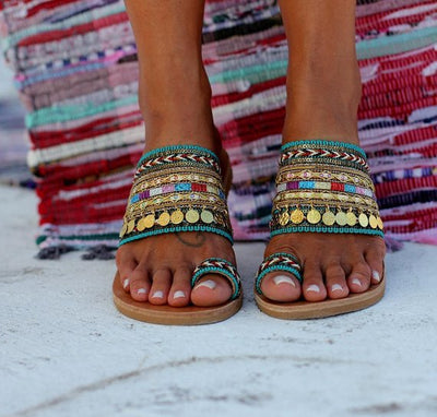 Sandalias Étnicas de Metal con Base Plana para Mujer - Image 5