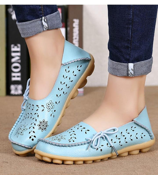 Zapatos Bajos Cómodos para Mamá con Diseño Perforado - Image 11