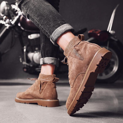 Botas Slip-On Bretto: Comodidad y Estilo sin Esfuerzo - Image 12