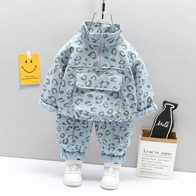 Traje Occidental Infantil de Dos Piezas con Cuello Parado - Image 10