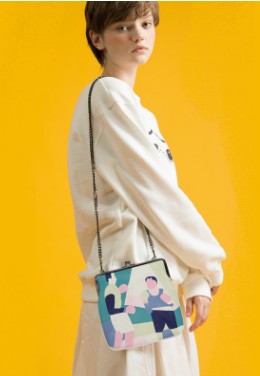 Mochila Bandolera Inclinada con Cadena