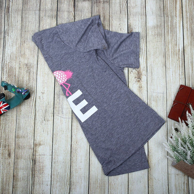 Playera gris con estampado de piña y amor de manga corta - Image 5