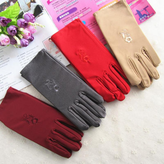 Guantes Finos Elásticos con Bordado Etiqueta