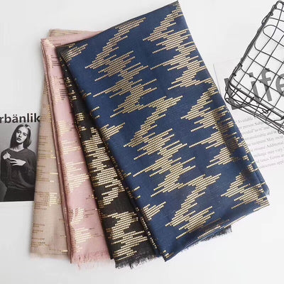 Pañuelo de Algodón y Lino con Borlas Doradas