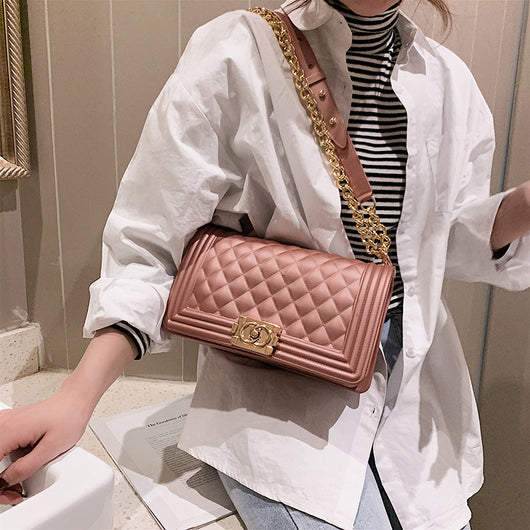 Bolso Crossbody Elegante con Cadena - Image 5