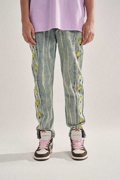 Jeans con Bordado de Carita Feliz - Image 2