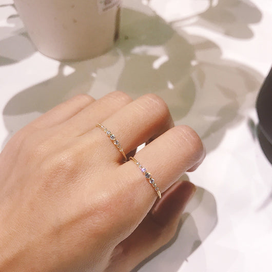 Anillo de Plata Esterlina Chapado en Oro 14K con Siete Circonitas Brillantes - Image 3