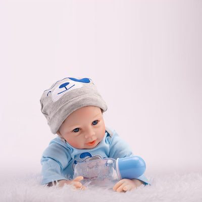 Muñeca Bebé Realista para Simulación - Image 3